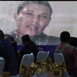 Wali Kota Kediri, Abdullah Abu Bakar, saat ikut berdiskusi secara virtual dalam acara Audiensi Pilot Project Program Magang Merdeka. Foto: Ist