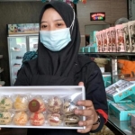 Onde-onde oven, varian baru oleh-oleh khas Mojokerto. Tanpa minyak rendah gula. foto: YUDI EP/ BANGSAONLINE