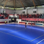 Suporter salah satu peserta Turnamen Futsal Rizki Sadig Championship 2025.