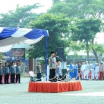 Wakil Wali Kota Pasuruan saat memimpin upacara peringatan Milad Muhammadiyah.