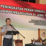 Kabid Humas Polda Jatim Kombes Pol. Frans Barung Mangera S.I.K saat memberikan paparan.