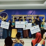 Pengumuman pemenang sekaligus penyerahan hadiah lomba rangkaian Hari Santri Nasional 2021 yang diadakan DPW Partai NasDem Jatim. foto: ist.