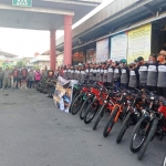 Komunitas Gowes Terminal Kertonegoro Ngawi saat apel sebelum berangkat bersepeda bareng.