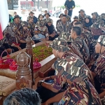 Ratusan anggota GM FKPPI saat ziarah ke Presiden Pretama RI Ir Soekarno, Ahad (22/9/2019). 