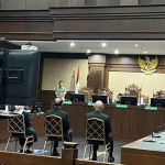 Sidang lanjutan dari kasus dugaan korupsi dalam akuisisi PT Jembatan Nusantara oleh PT ASDP Ferry Indonesia dengan agenda pembacaan tuntutan dari jaksa penuntut umum.