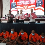 Rilis pers ungkap kasus narkotika di Mapolres Mojokerto Kota.