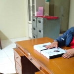 Ketua PAC PDIP Bangil, Idrus Harus, saat ke Bangkesbangpol Kabupaten Pasuruan.