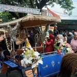 Suasana Karnaval Budaya di Desa Bulusari, Kecamatan Gempol, Kabupaten Pasuruan.