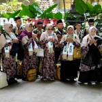 Para Calon Jamaah Umroh saat berada di Bandara Dhoho Kediri. (Ist). 