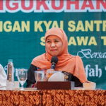 Khofifah Indar Parawansa saat memberi sambutan di acara forum silaturahmi dan pengukuhan pengurus JKSN se-Jawa Tengah (dok. Ist)