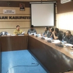 Komisi D DPRD Jember saat melakukan sidak di Dispendik.