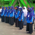 Suasana materi PBB yang diberikan Babinsa Koramil 0830/06 Benowo saat MPLS.