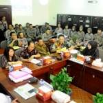 Suasana hearing antara komisi A dan Satpol PP Kota Surabaya. foto: istimewa