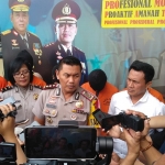 Kapolres Malang Kota AKBP Asfuri saat memberikan keterangan persnya.