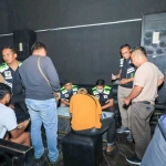 Pemeriksaan yang dilakukan petugas dari Polrestabes Surabaya.