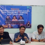 Diskusi 