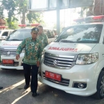 Mobil ambulans Dinkes Mojokerto siaga jelang Natal dan tahun baru. foto: YUDI EP/ BANGSAONLINE