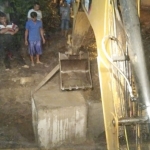 Pemasangan box culvert di Utara Pegadaian Bangil.