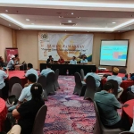 PWI Sidoarjo saat menggelar Dialog Ramadhan yang membahas Literasi Zakat. Foto: Ist