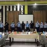 Lembaga Pemasyarakatan (Lapas) Narkotika Kelas IIA Pamekasan melakukan audiensi dengan Direktorat Reserse Narkoba Polda Jatim bersama Ka. UPT Lapas/Rutan se-Jawa Timur, Kamis (3/6/2021). (foto: ist)