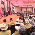 Talkshow bertema "Langkah Bersama untuk Wujudkan The Cooler Earth (TCE)" yang menjadi rangkaian kegiatan CIMB Niaga Journalist Class & Workshop.