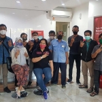 Saat halalbihalal Smartfren dengan beberapa awak media Pamekasan di Galeri Smartfren.