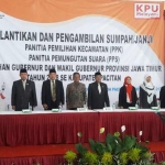 Prosesi pelantikan dan pengambilan sumpah anggota PPK dan PPS. foto: ist