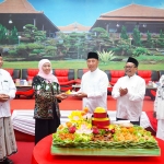 Khofifah Indar Parawansa saat menghadiri acara deklrasi relawan kawasan Tapal Kuda di Jember, Sabtu (23/3/2024). Foto: bangsaonline