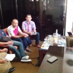 Ketua PWI, Ketua RPS saat melakukan pertemuan dengan Kabag Humas Pemkab Tuban