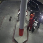 Tangkapan layar CCTV detik-detik penganiayaan pegawai SPBU Parengan Tuban