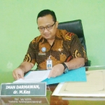 dr Iman Darmawan, Direktur RSUD dr Darsono Pacitan. foto: YUNIARDI S/BANGSAONLINE