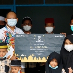 Pemberian bantuan biaya pendidikan bagi putra-putri karyawan PDS yang berprestasi.