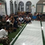 Suasana sosialisasi dengan napi di lapas Pacitan. (ist) 