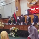 Suasana Rapat Paripurna DPRD Banyuwangi yang dihadiri Gubernur Jawa Timur. (foto: ist)
