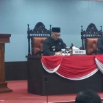 Juru bicara Fraksi Pando DPRD Kabupaten Mojokerto, Makruf, saat memberi pemaparan.