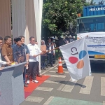 Direktur PT CJI, Imam Nachrowi, saat mendampingi Menteri Perdagangan, Budi Santoso, dalam pelepasan 350.000 ton L-Tryptophan ke Tiongkok.