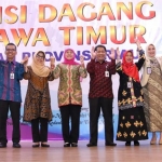 Gubernur Khofifah Indar Parawansa memimpin kegiatan Misi Dagang Provinsi Jawa Timur dengan Provinsi Riau di Pekanbaru dengan membawa 98 pelaku usaha Jatim untuk melakukan business meeting dengan 168 pelaku usaha asal Riau. foto: ist