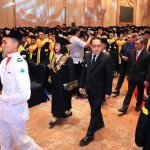 Pj Gubernur Jatim, Adhy Karyono, saat menghadiri Wisuda Universitas Terbuka Malang.