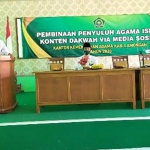 Plt. Kepala Kemenag Lamongan, H. Sunhaji saat sambutan pembukaan pelatihan.