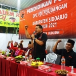 Pendidikan politik saat berlangsung di Kecamatan Buduran, Sidoarjo.