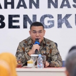 Wamen ATR/BPN saat memberi pembinaan kepada jajaran Kanwil BPN Bengkulu.
