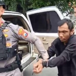 Tangkapan layar saat anggota Polsek Bubutan menggelandang pelaku curanmor