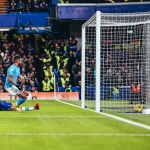 Riyad Mahrez mencetak gol tunggal kemenangan City atas Chelsea di pekan-19 Liga Inggris
