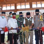 Bupati Lamongan Fadeli bersama Forkopimda ketika meresmikan wisata religi Makam Syech Maulana Ishaq sebagai Wisata Tangguh Semeru.