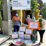 PT Semen Indonesia (Persero) Tbk (SIG) melalui unit usahanya PT Solusi Bangun Indonesia Tbk (SBI) Pabrik Tuban kembali luncurkan program Berdaya.