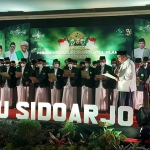 Suasana saat pelantikan PCNU Sidoarjo periode 2021-2026 di gedung KBIH Rohmatul Ummah. Foto: MUSTAIN/BANGSAONLINE