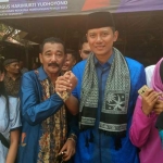 Gus Fahrul bersama Agus Harimurti Yudhoyono.