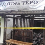 Warung milik Upik Sulistiyowati yang ludes terbakar.