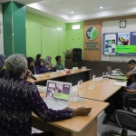 Perumda Pasar Joyoboyo saat menggelar kegiatan Monev dan Bimtek Media Sosial bersama Dinas Kominfo Kota Kediri