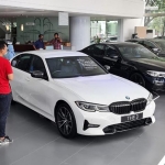 Suasana di Diler BMW Astra HR. Muhammad Surabaya. 